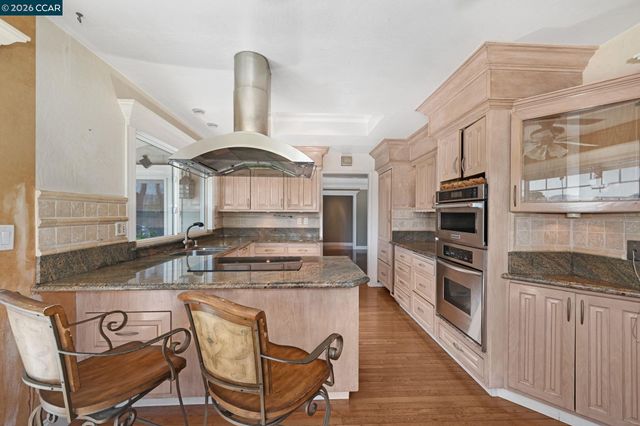 221 Loch Lomond Way, Danville, CA 94526