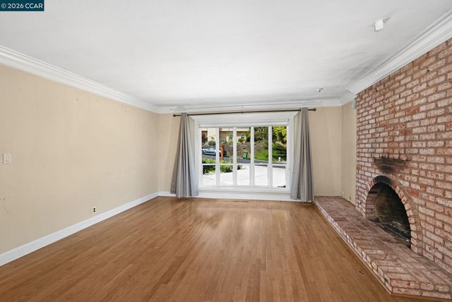 221 Loch Lomond Way, Danville, CA 94526