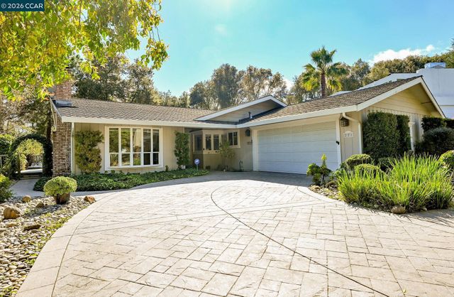 221 Loch Lomond Way, Danville, CA 94526