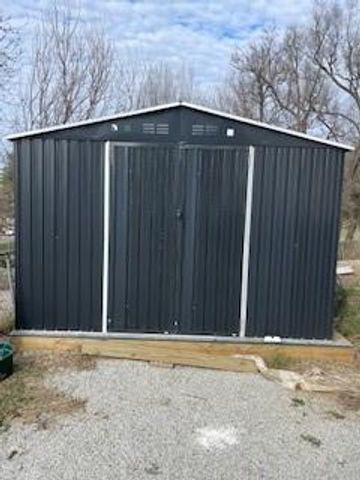 5620 S 9th Street, St Joseph, MO 64504