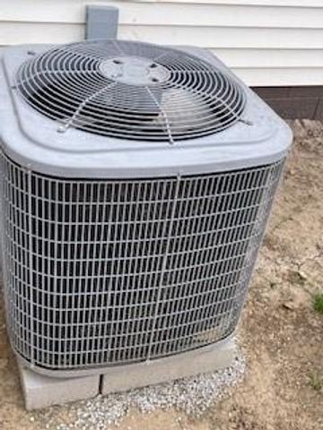 5620 S 9th Street, St Joseph, MO 64504