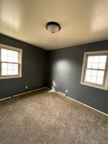 5620 S 9th Street, St Joseph, MO 64504