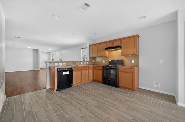 2730 Skyview Silver Drive, Houston, TX 77047