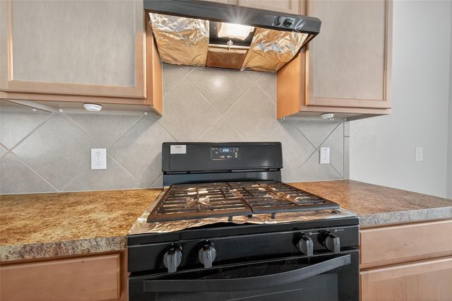 2730 Skyview Silver Drive, Houston, TX 77047