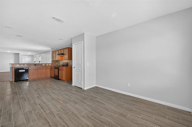 2730 Skyview Silver Drive, Houston, TX 77047