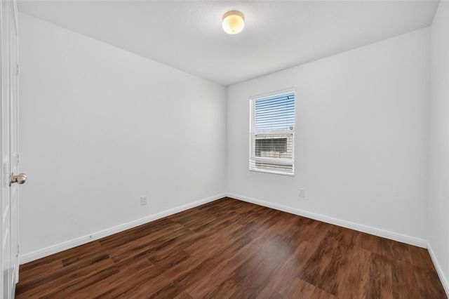 2730 Skyview Silver Drive, Houston, TX 77047