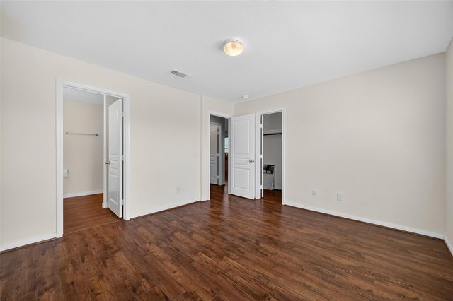 2730 Skyview Silver Drive, Houston, TX 77047