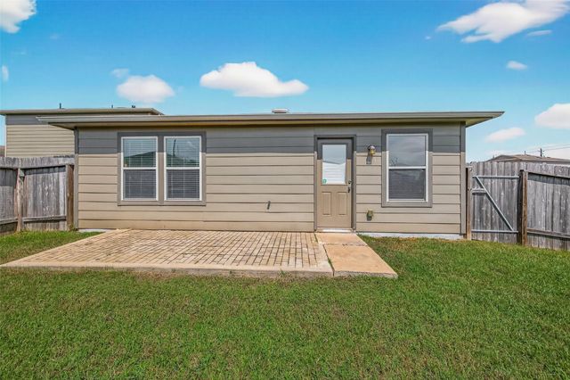 2730 Skyview Silver Drive, Houston, TX 77047