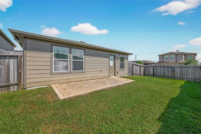 2730 Skyview Silver Drive, Houston, TX 77047