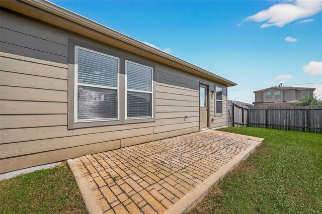 2730 Skyview Silver Drive, Houston, TX 77047