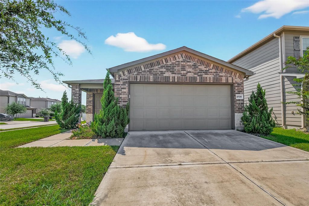 2730 Skyview Silver Drive, Houston, TX 77047