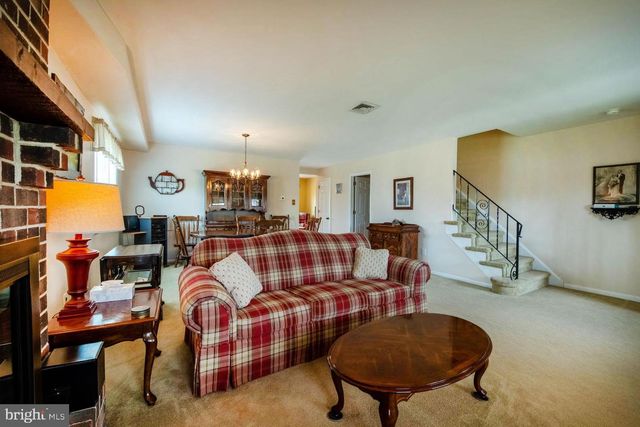 732 SANDRA LN, Norristown, PA 19401