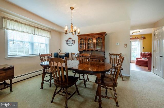 732 SANDRA LN, Norristown, PA 19401