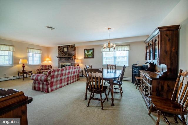 732 SANDRA LN, Norristown, PA 19401