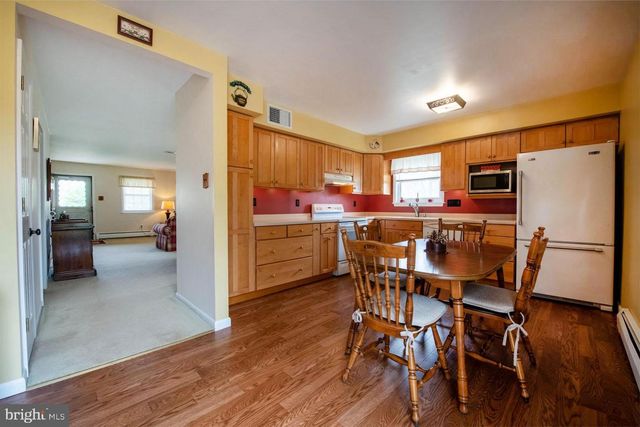 732 SANDRA LN, Norristown, PA 19401