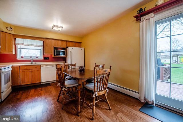 732 SANDRA LN, Norristown, PA 19401