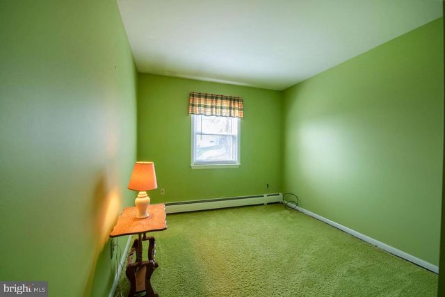 732 SANDRA LN, Norristown, PA 19401