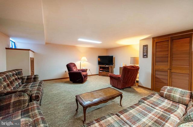 732 SANDRA LN, Norristown, PA 19401