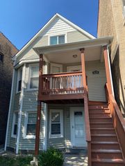 4224 N Kimball Avenue, Chicago, IL 60618