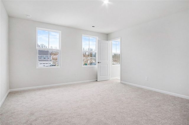 8 Trailhead Road, Henrietta, NY 14467