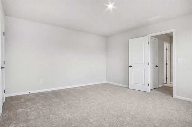 8 Trailhead Road, Henrietta, NY 14467