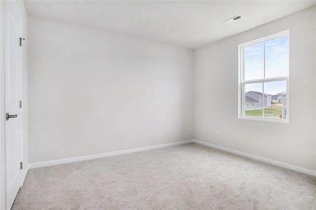 8 Trailhead Road, Henrietta, NY 14467