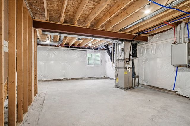 8 Trailhead Road, Henrietta, NY 14467