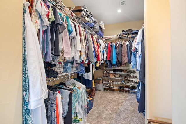 617 Hillside Dr, Kerrville, TX 78028