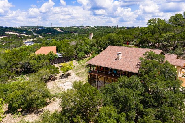 617 Hillside Dr, Kerrville, TX 78028