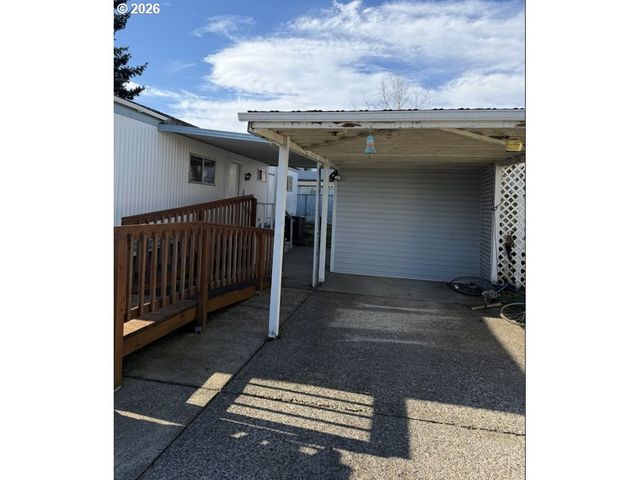 15411 Se MILL PLAIN Blvd C8, Vancouver, WA 98684