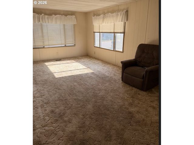 15411 Se MILL PLAIN Blvd C8, Vancouver, WA 98684