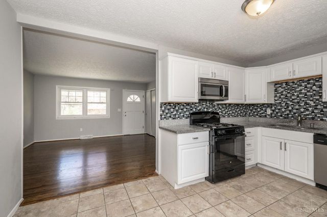 5581 nightingale Court, Fairfax, OH 45227