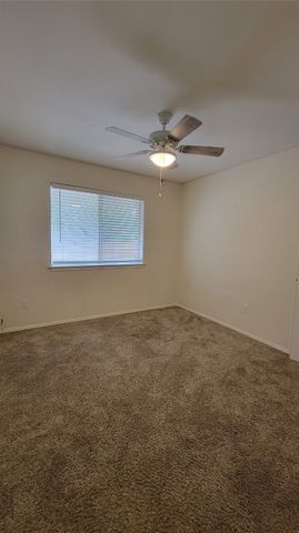 3047 Bosswood Court, Grand Prairie, TX 75052