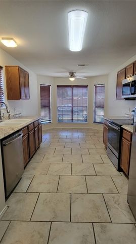 3047 Bosswood Court, Grand Prairie, TX 75052