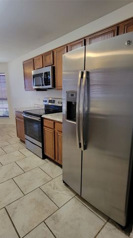 3047 Bosswood Court, Grand Prairie, TX 75052