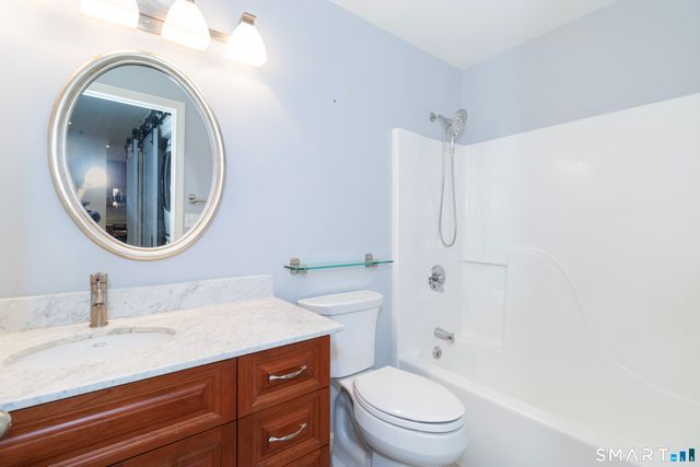 49 Rose Street 307, Branford, CT 06405