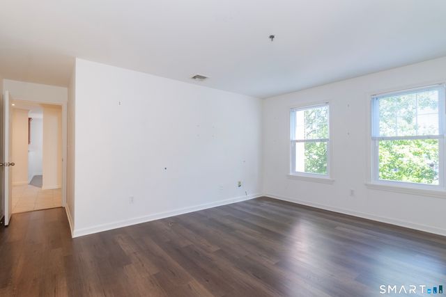 49 Rose Street 307, Branford, CT 06405