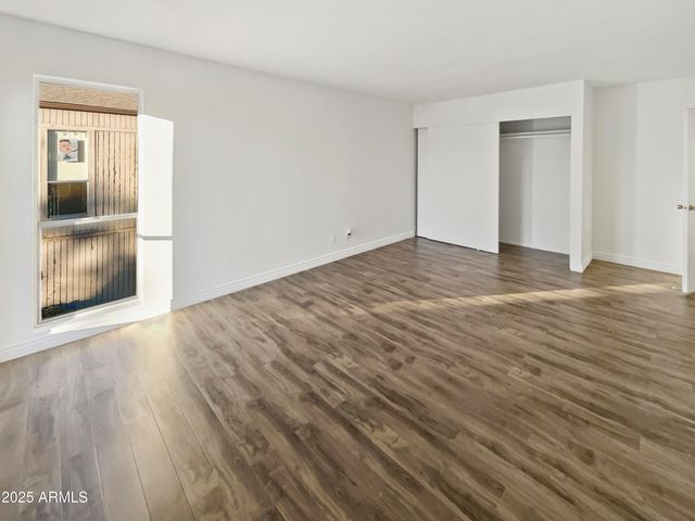 2692 E SILK OAK Drive, Tempe, AZ 85288