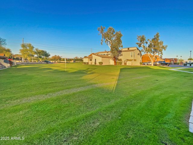 2692 E SILK OAK Drive, Tempe, AZ 85288