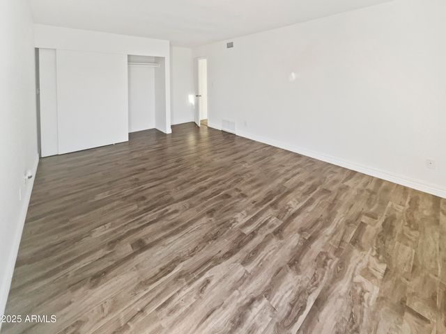 2692 E SILK OAK Drive, Tempe, AZ 85288