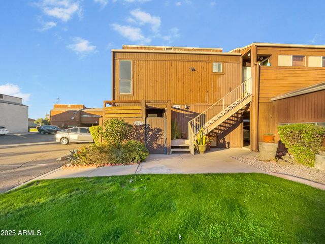 2692 E SILK OAK Drive, Tempe, AZ 85288