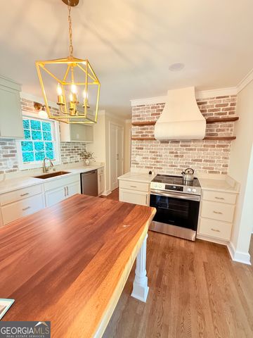 6356 Fitzgerald Lane, Austell, GA 30168