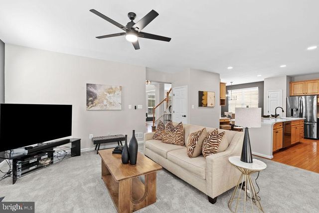 9487 BANKHEAD DR, Manassas, VA 20110