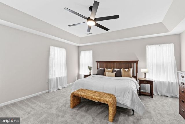 9487 BANKHEAD DR, Manassas, VA 20110