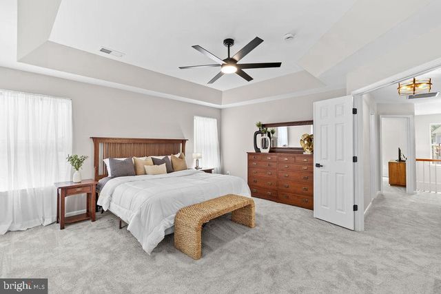 9487 BANKHEAD DR, Manassas, VA 20110