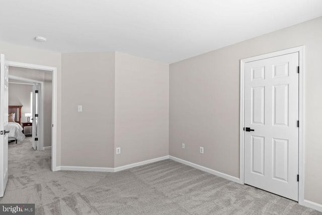 9487 BANKHEAD DR, Manassas, VA 20110