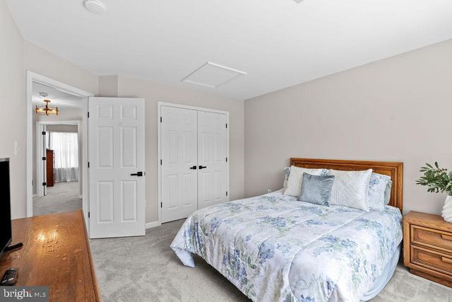 9487 BANKHEAD DR, Manassas, VA 20110