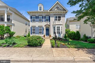 9487 BANKHEAD DR, Manassas, VA 20110