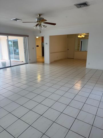 999 SW Pepperridge Terrace, Boca Raton, FL 33486