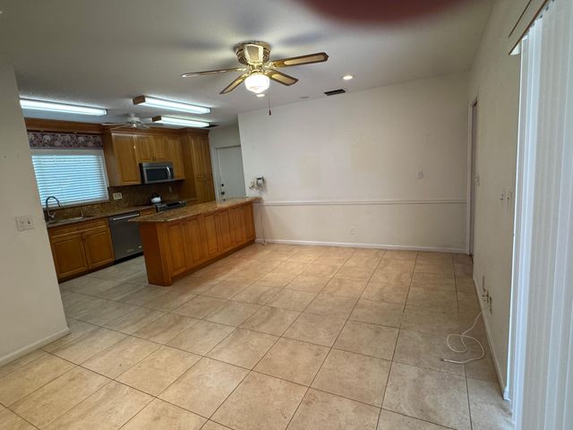 999 SW Pepperridge Terrace, Boca Raton, FL 33486